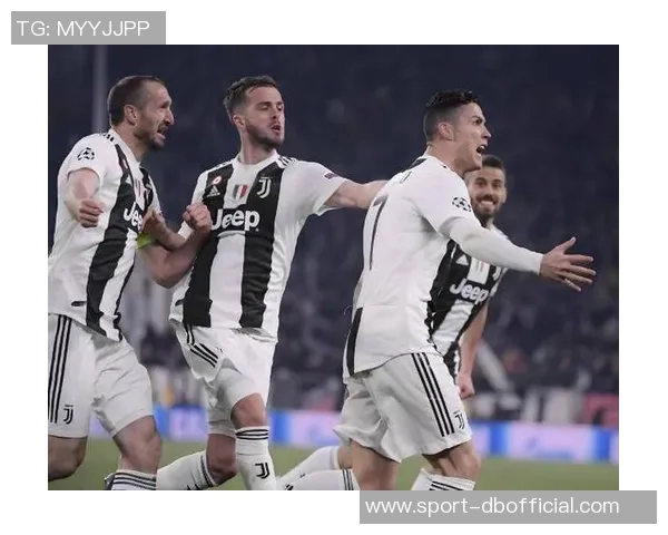 意甲引援失利尤文4500万新援奥蓬达至今零进球损失超三亿 意甲引援失利尤文4500万新援奥蓬达至今零进球损失超三亿